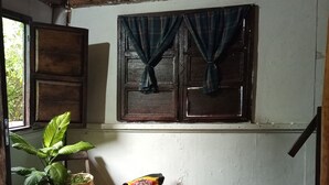 Unclassified image, 5 of 21, button - Mida Creek Eco Camp - cottage house (Mida)