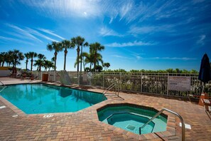 Imagen sin descripción, 3 de 49, botón