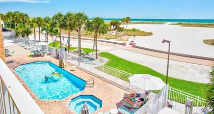 Family Destination! Beachfront, Pool, Private Balcony Overlooking the Beach, Walk to Restaurants