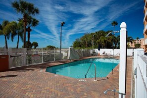 Imagen sin descripción, 4 de 49, botón