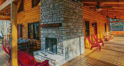 NEWER cabin, 5 BR, 2 fireplaces, hot tub, privacy