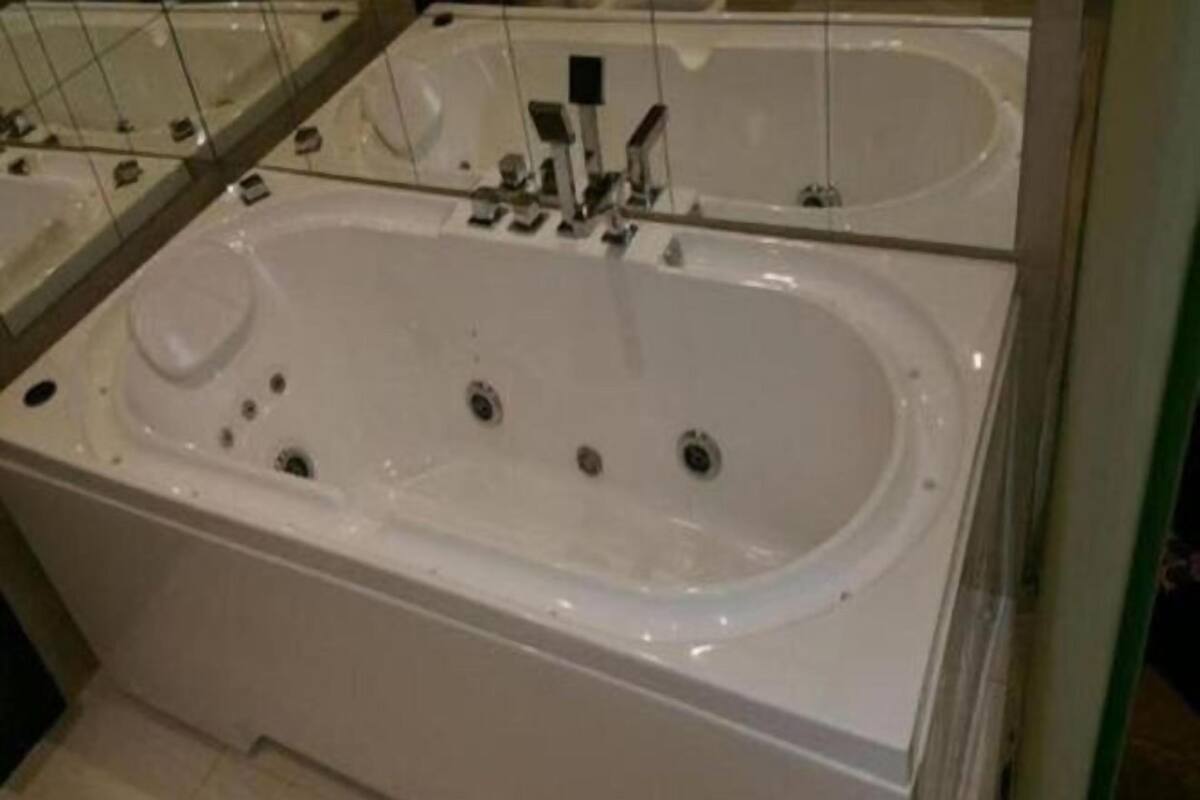 Bathroom | Shower, bathrobes, slippers, towels