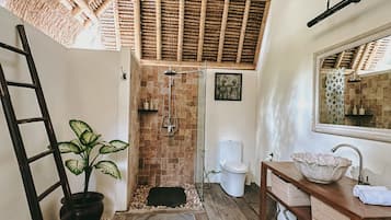 Villa (Triangels) | Badezimmer