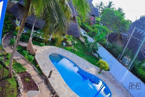 Outdoor pool - DIANI 2BDR (Kwale County)