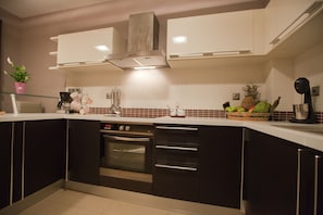 Fridge, microwave, oven, dishwasher