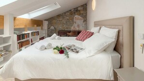 Biệt thự dành cho gia đình, 3 phòng ngủ, phòng tắm hơi, cạnh núi (Pool & Sauna Villa Gizela)