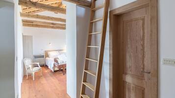 Family Villa, Multiple Bedrooms, Mountainside (Pool & Sauna Villa Gizela) | Interior