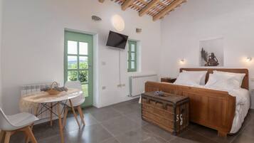 Family Villa, Multiple Bedrooms, Mountainside (Pool & Sauna Villa Gizela) | 3 bedrooms, laptop workspace, iron/ironing board, free WiFi