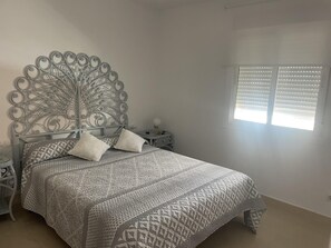 Apartamento | 3 quartos, Wi-Fi de cortesia