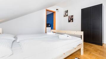 Apartment, 2 Schlafzimmer, Küche | 2 Schlafzimmer, Bettwäsche