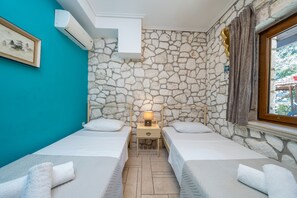 2 camere, una cassaforte in camera, ferro/asse da stiro