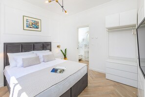 1 bedroom, in-room safe, free WiFi, bed sheets - Modern room with spacious terrace , Free parking (dubrovnik)