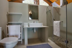 Tent | Bathroom