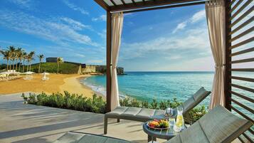 2 piscines extérieures, tentes de plage, parasols de plage