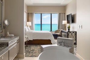 Desk, iron/ironing board, free cribs/infant beds, free WiFi - The St. Regis Bermuda Resort (Town of St. George)