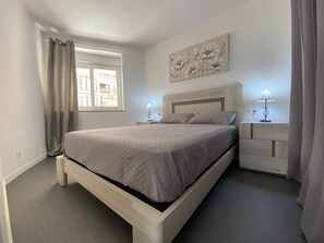 1 makuuhuone, silitysrauta/-lauta, ilmainen Wi-Fi, vuodevaatteet