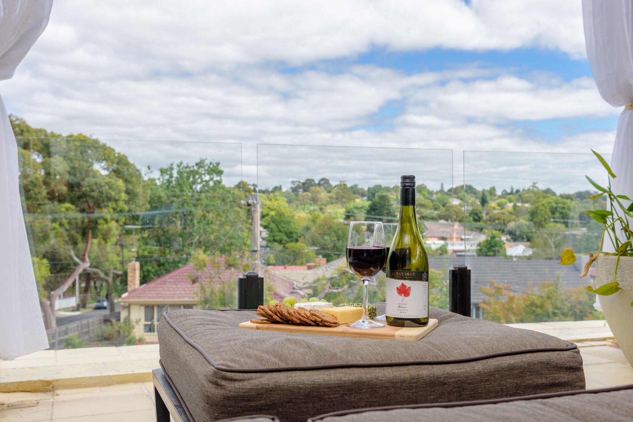 Spectacular views - Gorgeous balcony sunsets — image 9