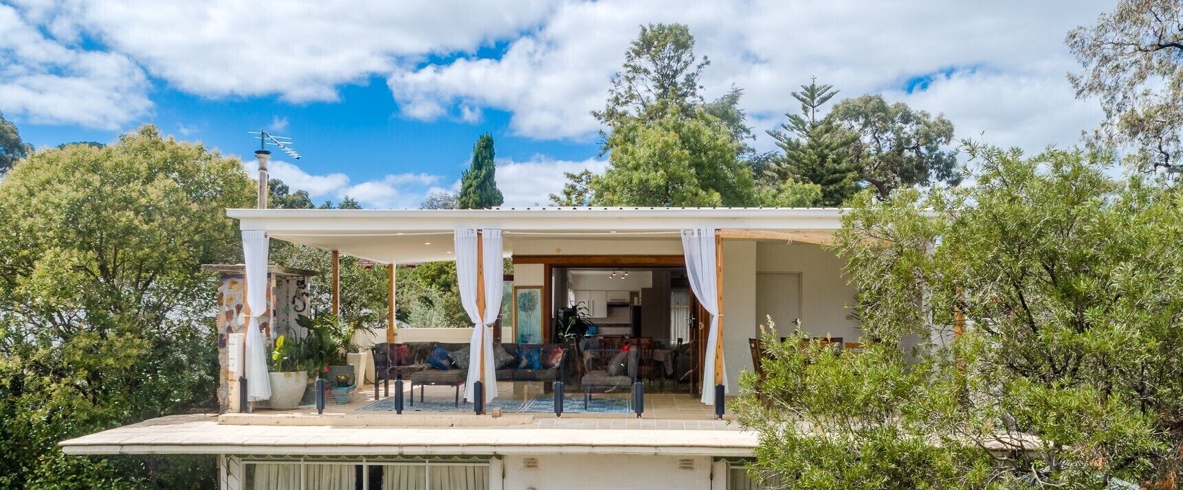 Spectacular views - Gorgeous balcony sunsets — image 2