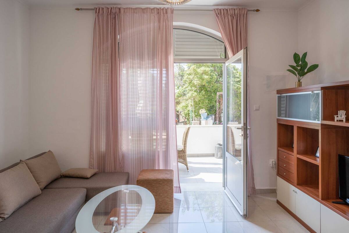 Apartment (One Bedroom Apartment) | Living room | TV