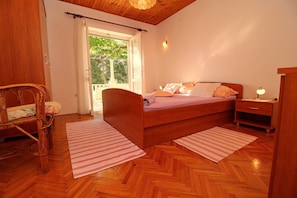 Apartment (Two Bedroom Apartment with Terrace an) | 2 bedrooms, bed sheets - Apartment Kim (Lumbarda)