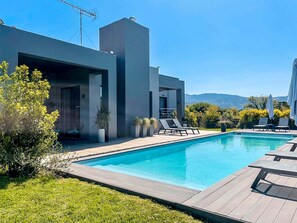 Outdoor pool, a heated pool - Villa Vega (Platanias)
