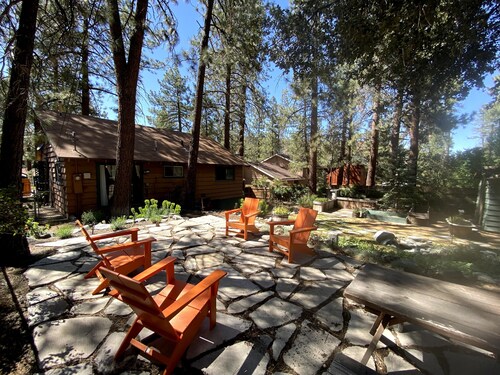 Wrightwood Cozy Cabin near Mt. High