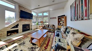 Condo, 2 Bedrooms | Living area