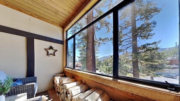 Condo, 2 Bedrooms | Interior