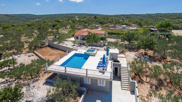 Villa (Three Bedroom Villa with Swimming Poo) | Pool | Außenpool (je nach Saison geöffnet)