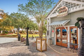 Exterior - Tivoli 5269 ~ Pura Vida Living ~ Beautiful Unit ~ Sandestin Golf Course (Miramar Beach)