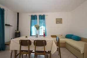 Apartment (Two Bedroom Apartment with Terrace an) | Living room