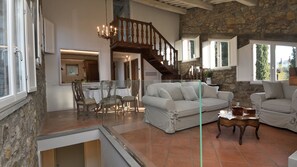 TV, fireplace - Gittori, Gaiole in Chianti, Siena and Chianti (Gaiole in Chianti)