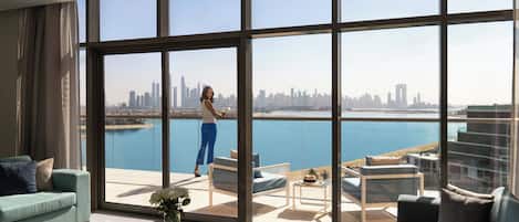 1 bedroom, premium bedding, pillow-top beds, minibar