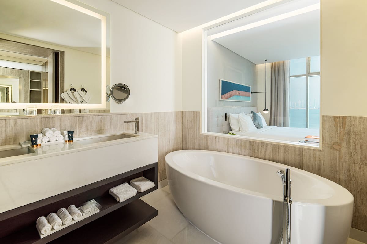 1 bedroom, premium bedding, pillow-top beds, minibar