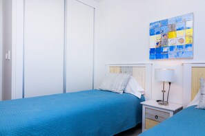 3 dormitorios, tabla de planchar con plancha, wifi gratis y ropa de cama