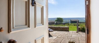 HEATHERDENE - Cottage set in the midst of the Yorkshire Dales with amazing views