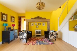 Interior - LOWTOWN COTTAGE - an eclectic rural cottage set in the Northumbrian countryside (Brampton)