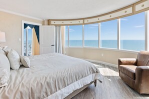 2 bedrooms, iron/ironing board, travel crib, free WiFi