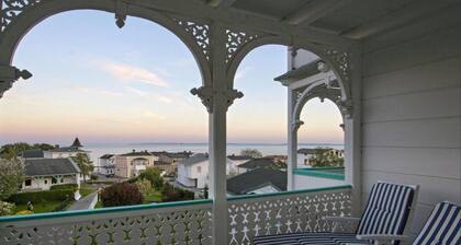 Apartment sea view - 2 balconies, designer kitchen, parquet, bathroom architecture 75sqm