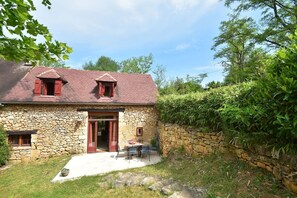 Exterior - Saint Cirq Madelon: house / villa - 5 rooms - 8 persons (Saint-Cirq-Madelon)