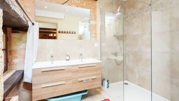 Bathtub