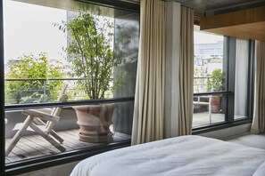 Suite – panorama | Sengetøy av topp kvalitet, senger med overmadrass og minibar