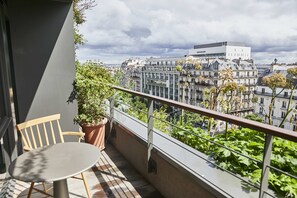 Habitación doble superior, balcón | Terraza o patio