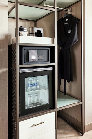 Premium bedding, down duvets, in-room safe, desk