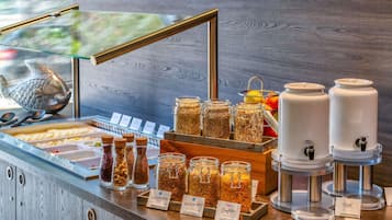 Daily buffet breakfast for a fee