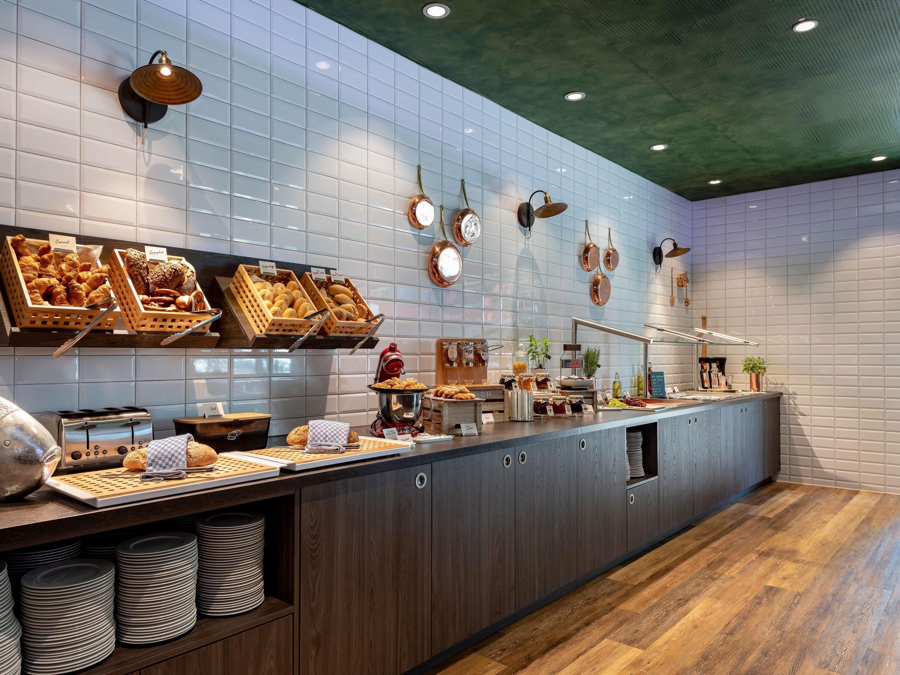 Daily buffet breakfast (EUR 18 per person)