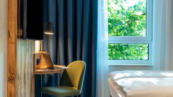 Phòng tiện nghi đơn giản, 1 giường đôi (Modern) | Quang cảnh từ phòng