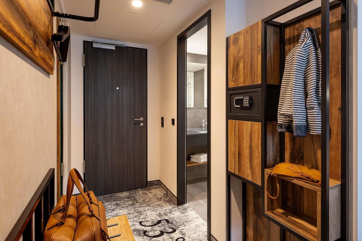 Hypo-allergenic bedding, desk, laptop workspace, soundproofing