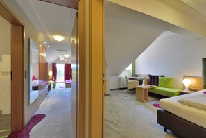 Unclassified image, 5 of 22, button - Junior Suite - Hotel Freund (Vöhl)