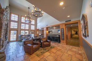 Premium Condo, Multiple Beds, Balcony, Mountain View (Expedition Station 8608) | Exterior